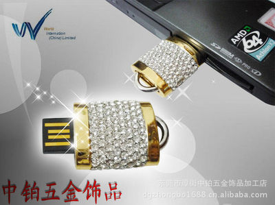 【廠家直銷創(chuàng)意U盤、禮品U盤、小提琴U盤、樂器U盤、吊墜U盤】價格,廠家,圖片,其他數(shù)碼產(chǎn)品及配件,東莞市厚街中鉑五金飾品加工店-馬可波羅網(wǎng)